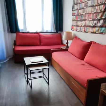Joli Appartement Le Chamois Blanc Chamonix, Parking Exterior photo